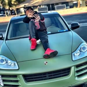 Meet your Posher, Petra